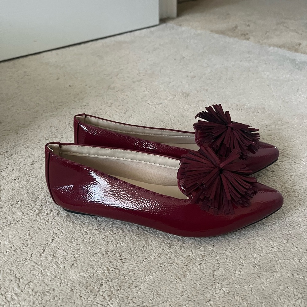 Beacon Maroon Flats with Fringe Accent